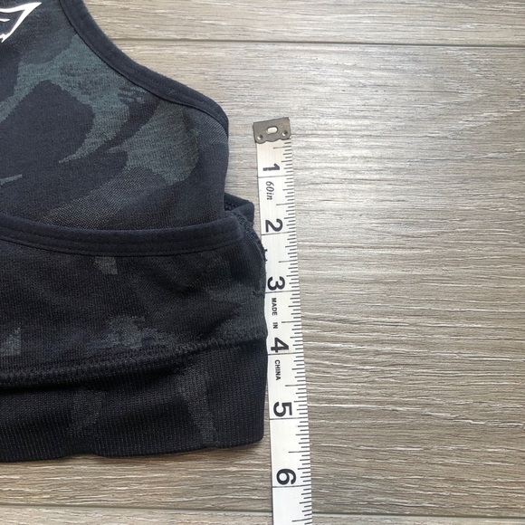 Gymshark Adapt Black Camo Seamless Sports Bra Cross Back Size Small Athletic Gym - Picture 5 of 9